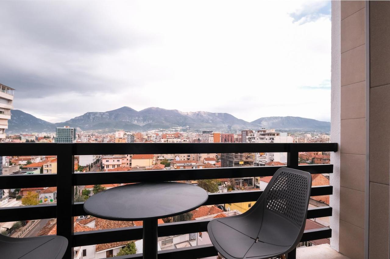 Two Steps Apartments 2 Tirana Exterior photo